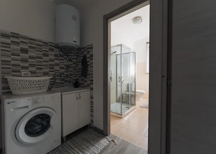 Grey\'S Apartment